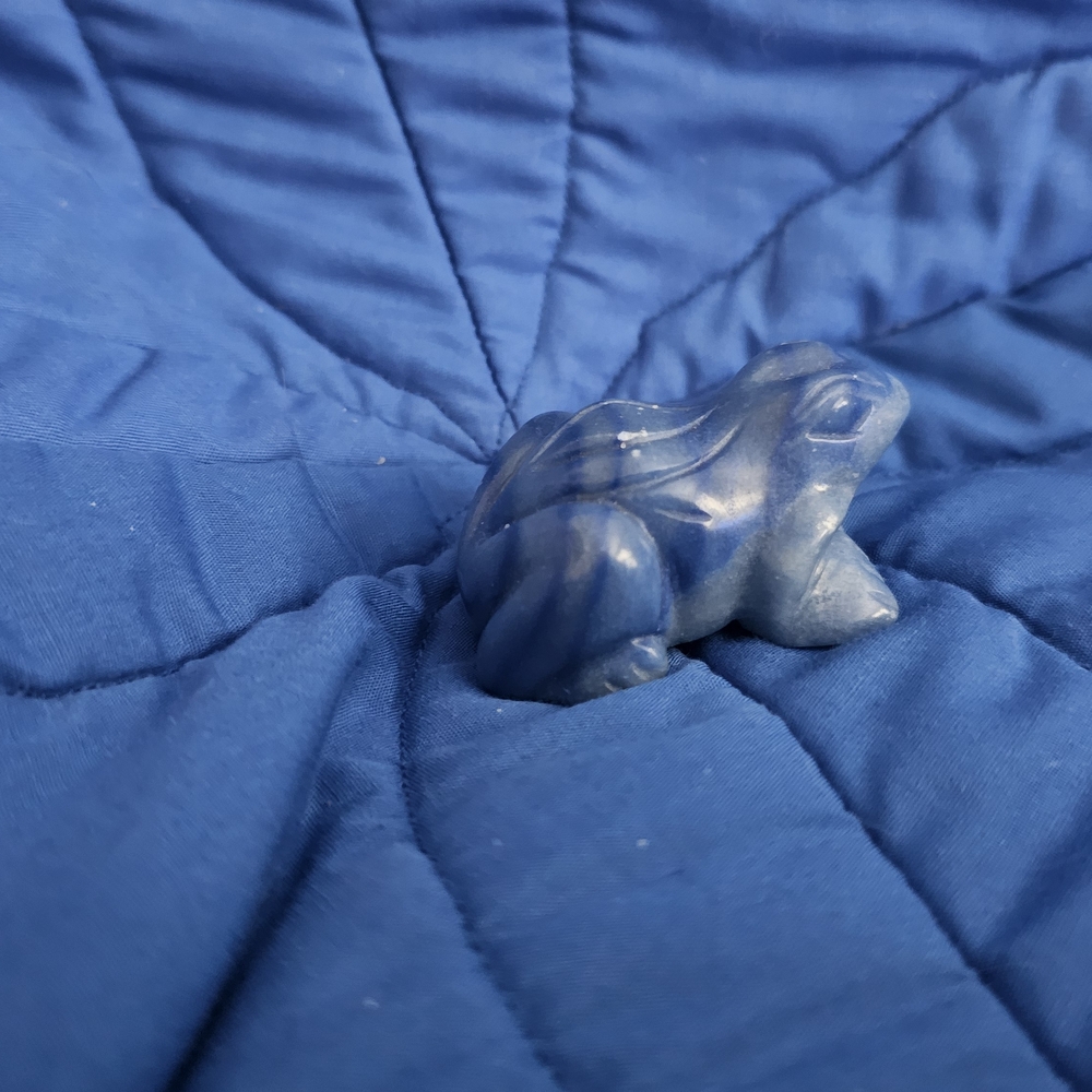 Blue Frog Reptile Decor